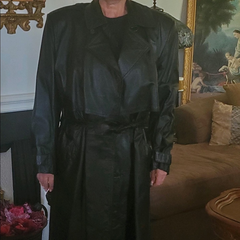 Jessica Mcclintock trench coat
